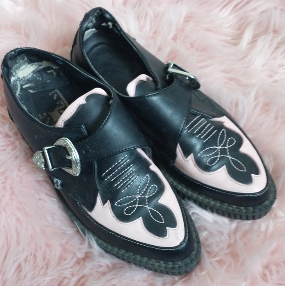 T.U.K Shoes - T.U.K Y2K Platform Western Stylish Black and Pink Women's Shoes 6